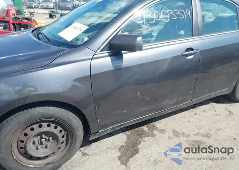 2011 Toyota Camry Le z USA, uszkodzony, nr VIN 4T1BF3EK6BU131590